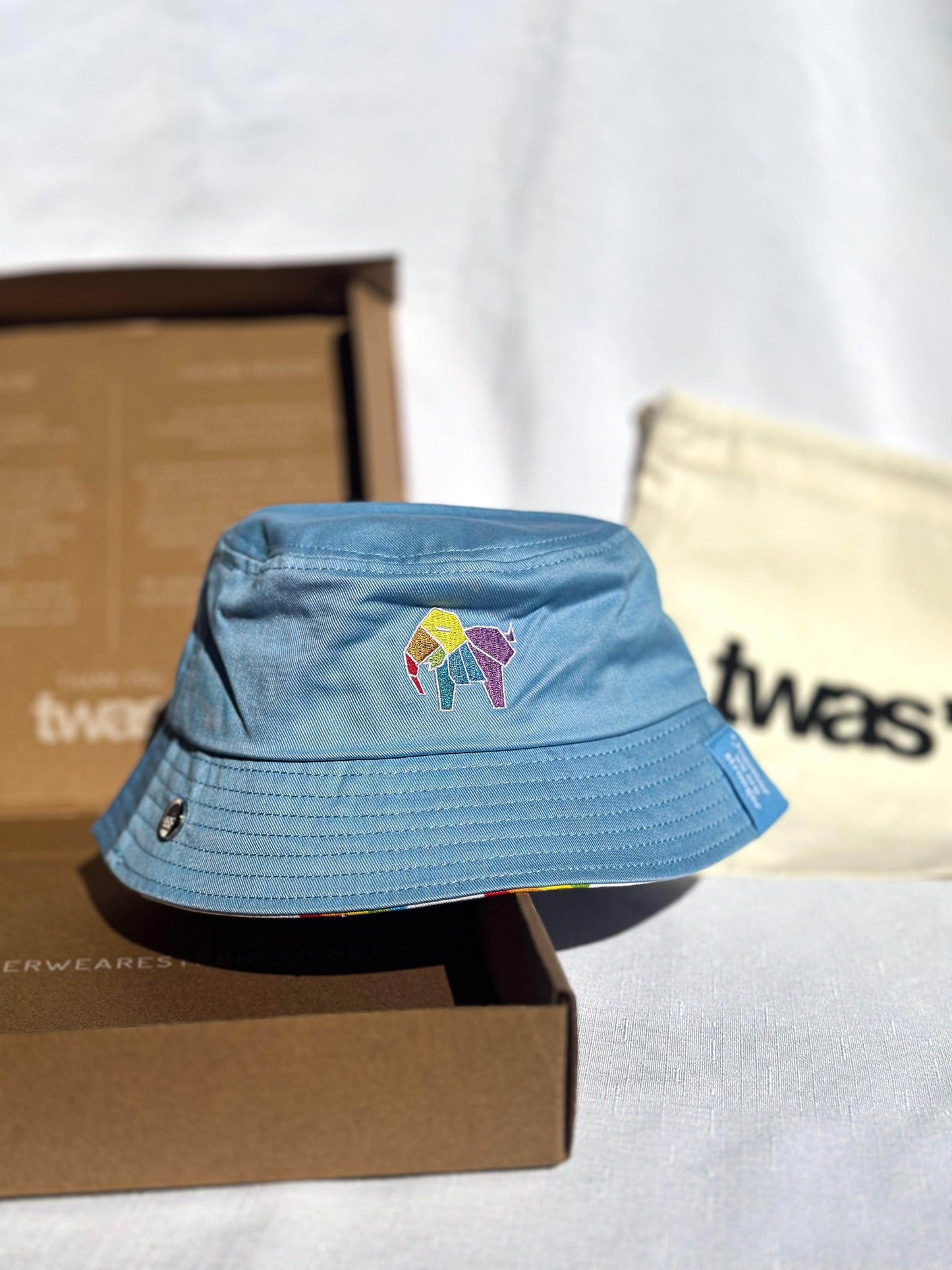 TWAS Sunny Hats Adults - Together we are Stronger UG