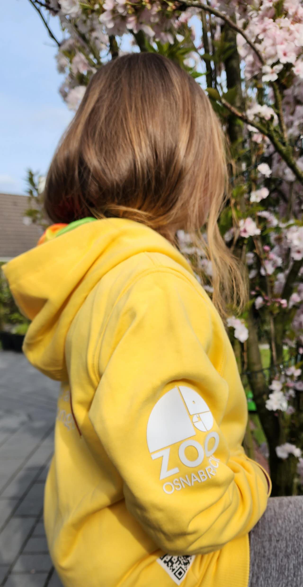 Elephan-Care Hoodie Lemon Yellow for Teens & Kids Together we are Stronger UG