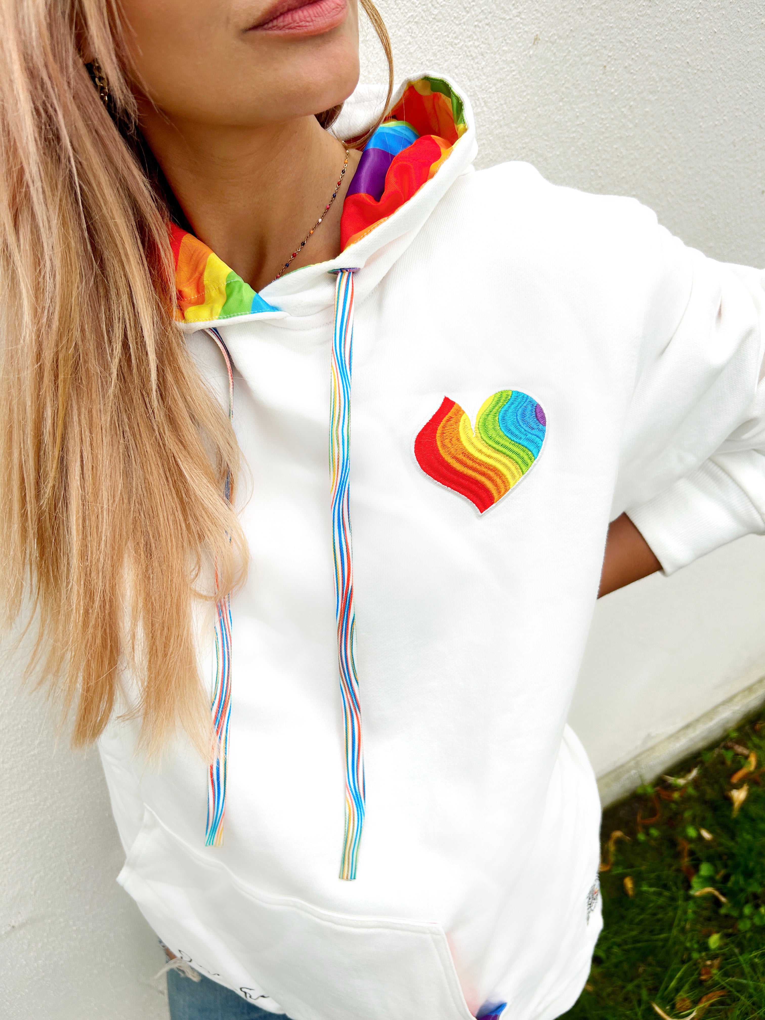 White hoodie with outlet rainbow